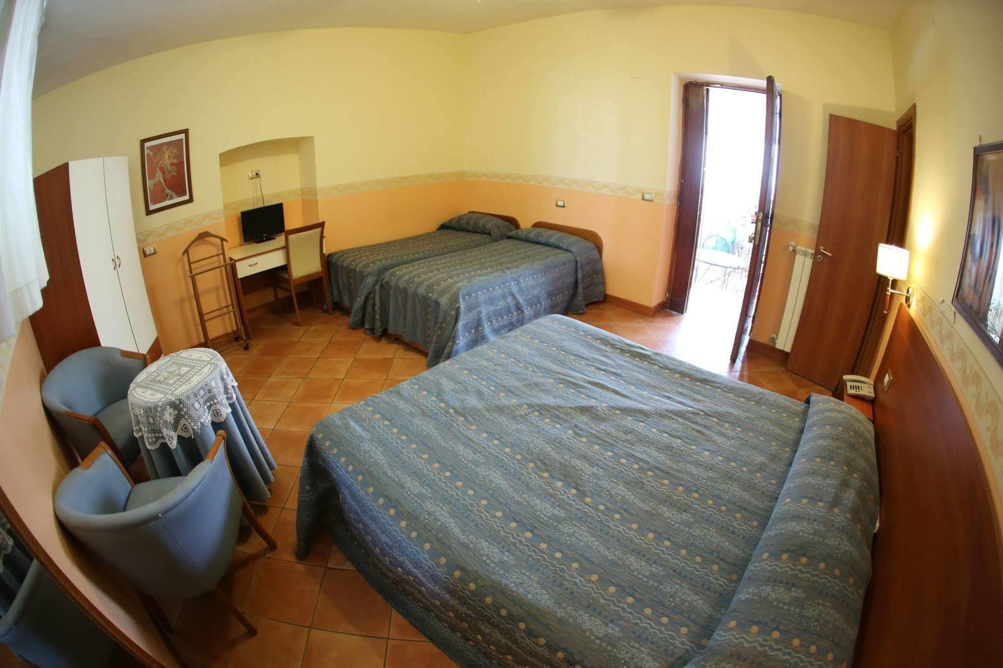 Hotel Nettuno Naples